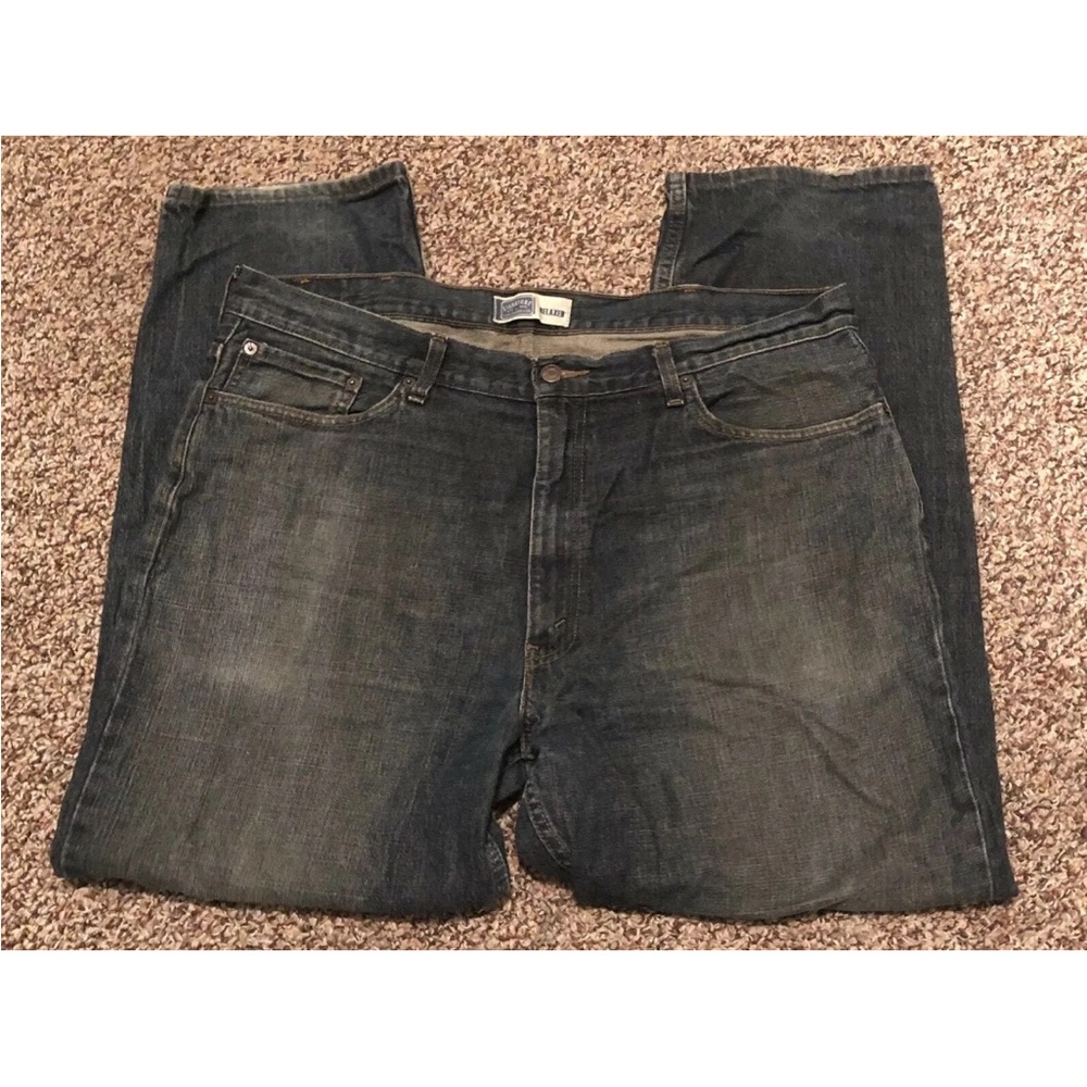 Sz 40x30 Levi’s Signature Relaxed Straight Leg Jeans ~Dk Blue w Tan Label